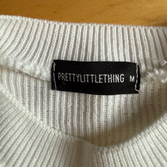 Pretty Little Thing Santa Baby Long Sleeve Crop Pink White Sweater Size M - Picture 3 of 8